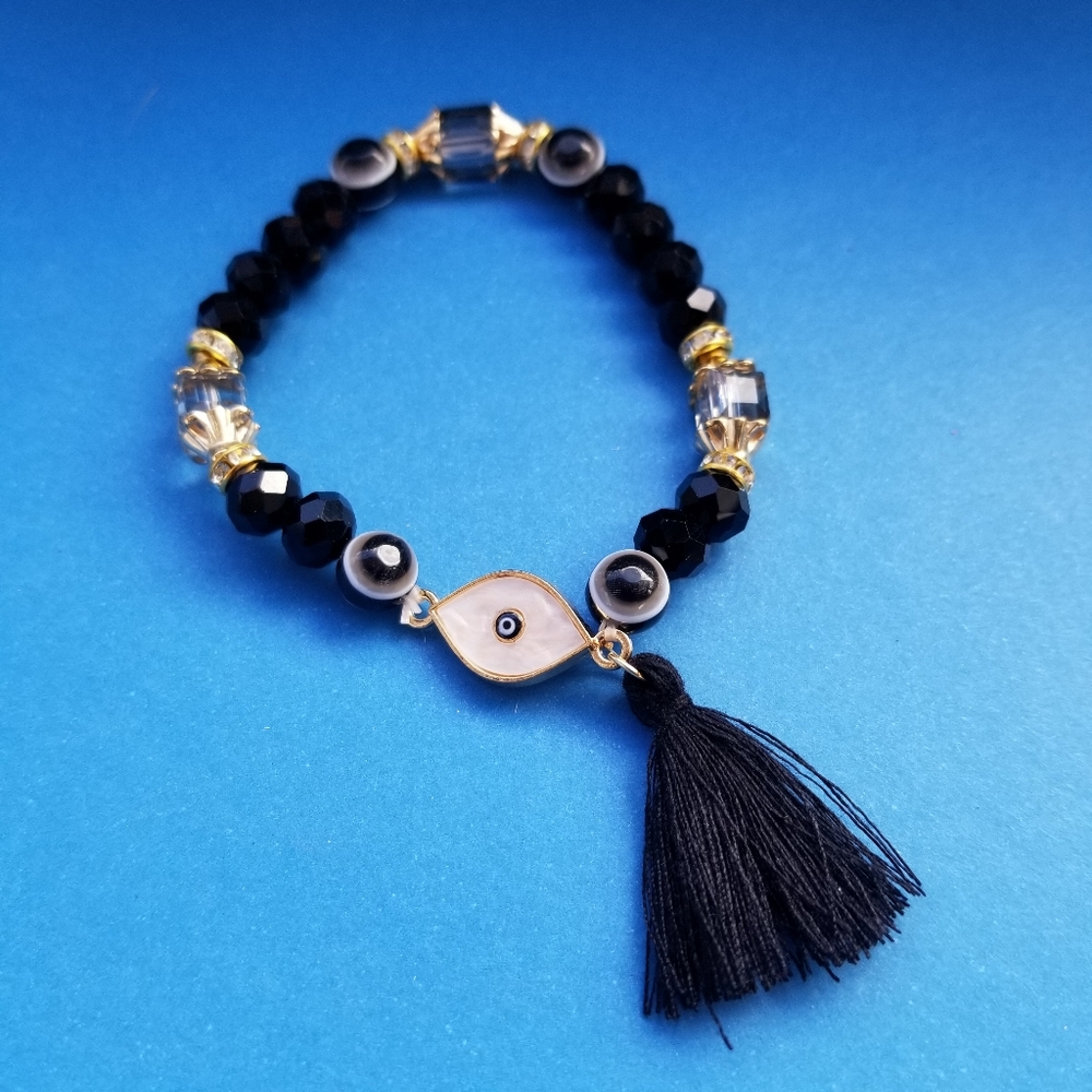 Evil Eye Protection Black Bracelet with Tassel New - Picture 2 of 2
